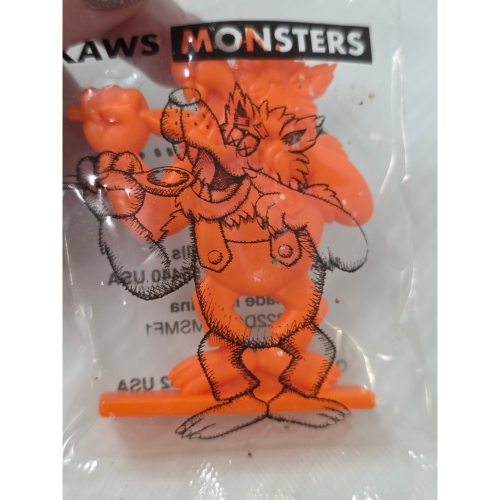 Rare‎ KAWS Figure 3in Orange NEW Count Chocula Monsters ZP0822DGKAMSMF1